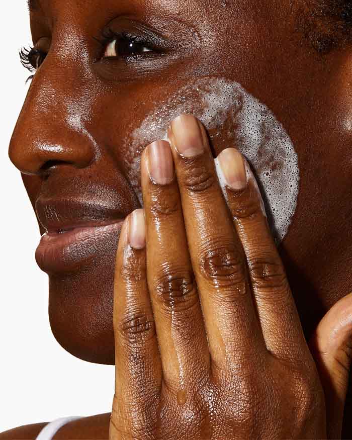 CeraVe Fragrance Free SA Smoothing Cleanser, For Dry, Rough & Bumpy Skin, 236ml
